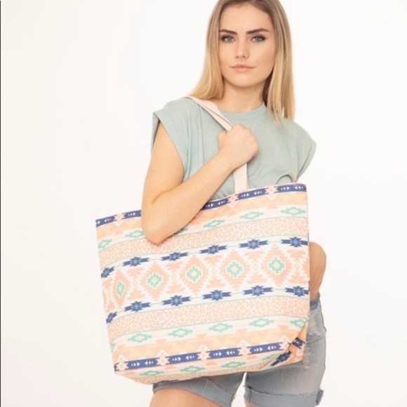 Coral Mint Aztec print, large vacation/beach travel tote. - Picture 3 of 5